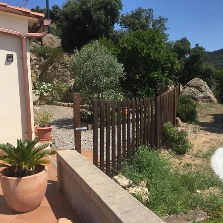 Gemuetliches Mit Pool Und Meerblick Ferienhaus